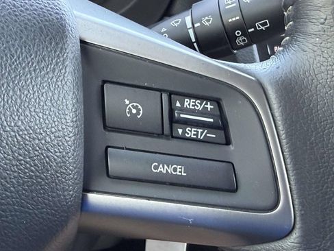 Used 2016 Subaru Forester 2.5i Limited AWD/4WD image 21