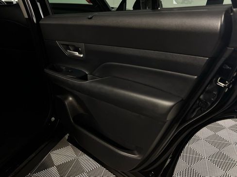 Used 2025 Toyota Grand Highlander AWD image 34