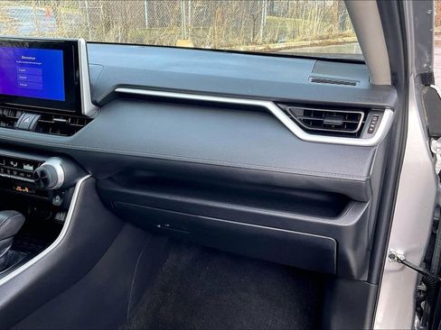 Used 2023 Toyota RAV4 LE image 16