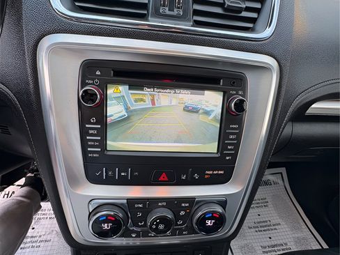 Used 2016 GMC Acadia SLT w/ Open Road Package image 23