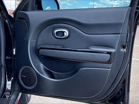 Used 2019 Kia Soul ! w/ Technology Package FWD image 27