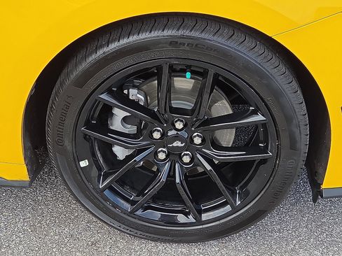Used 2024 Ford Mustang Coupe RWD image 7