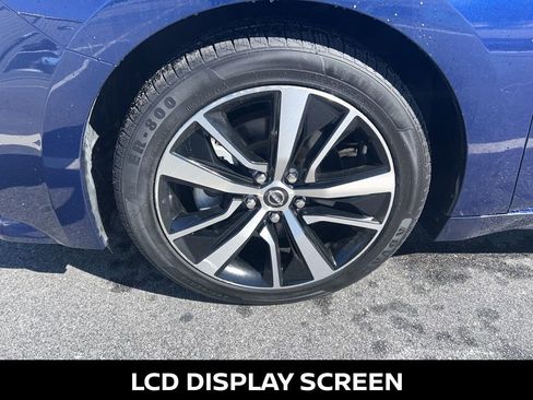 Certified 2023 Nissan Maxima SV w/ Floor Mat Group image 11