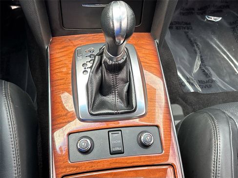 Used 2014 INFINITI QX70 AWD w/ Premium Package image 17