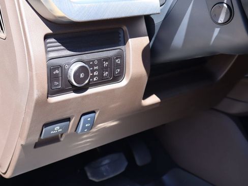 Used 2026 Ford F250 King Ranch w/ Chrome Package AWD/4WD image 23