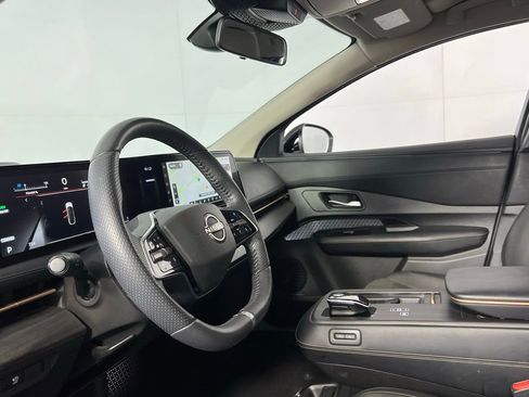 Used 2024 Nissan Ariya FWD image 22