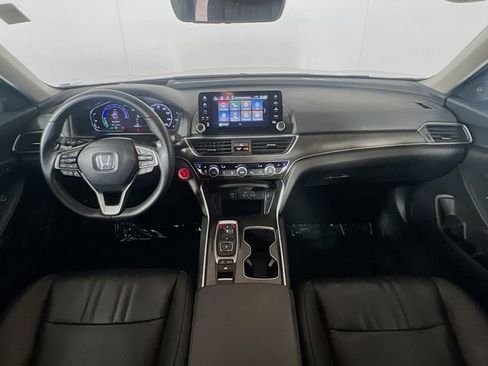 Used 2022 Honda Accord Touring image 28
