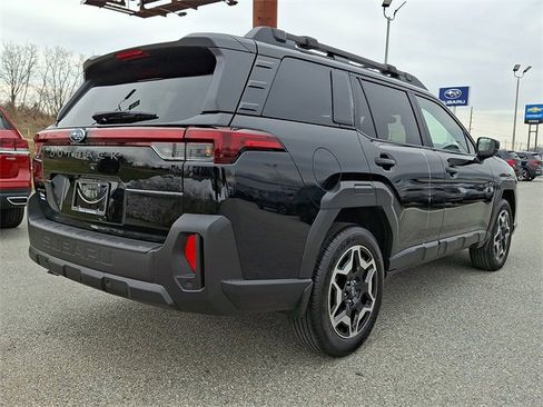 New 2026 Subaru Outback Touring image 7