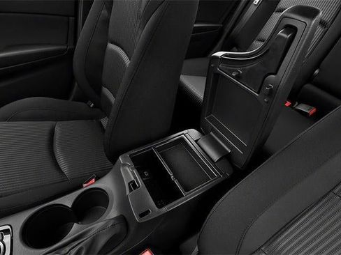 Used 2014 MAZDA MAZDA3 i Sport image 18