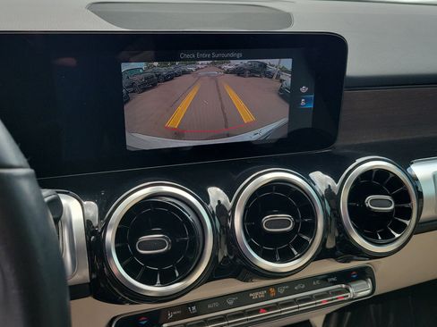 Certified 2022 Mercedes-Benz GLB 250 image 31