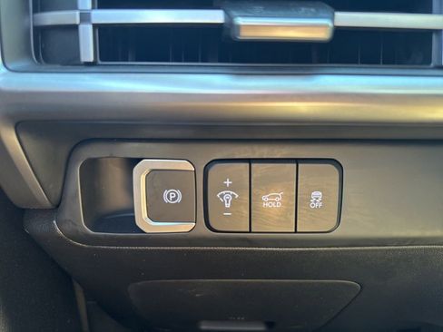 Used 2024 Hyundai Santa Fe SEL AWD/4WD image 11