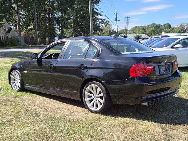 Used 2009 BMW 328i Sedan RWD image 5