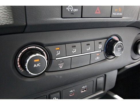 Certified 2024 Nissan Frontier SV w/ Technology Package image 22