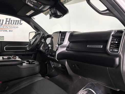 Used 2025 RAM 2500 Big Horn AWD/4WD image 30
