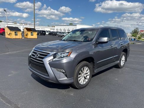 Used 2016 Lexus GX 460 w/ Premium Package AWD/4WD image 3