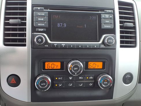 Used 2015 Nissan Frontier SV w/ SV Value Truck Package RWD image 24