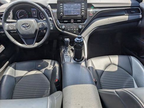 Used 2022 Toyota Camry SE w/ Convenience Package FWD image 15