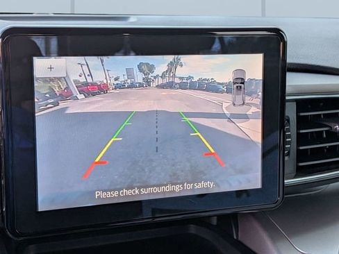 Used 2021 Ford Explorer XLT w/ Equipment Group 202A RWD image 21