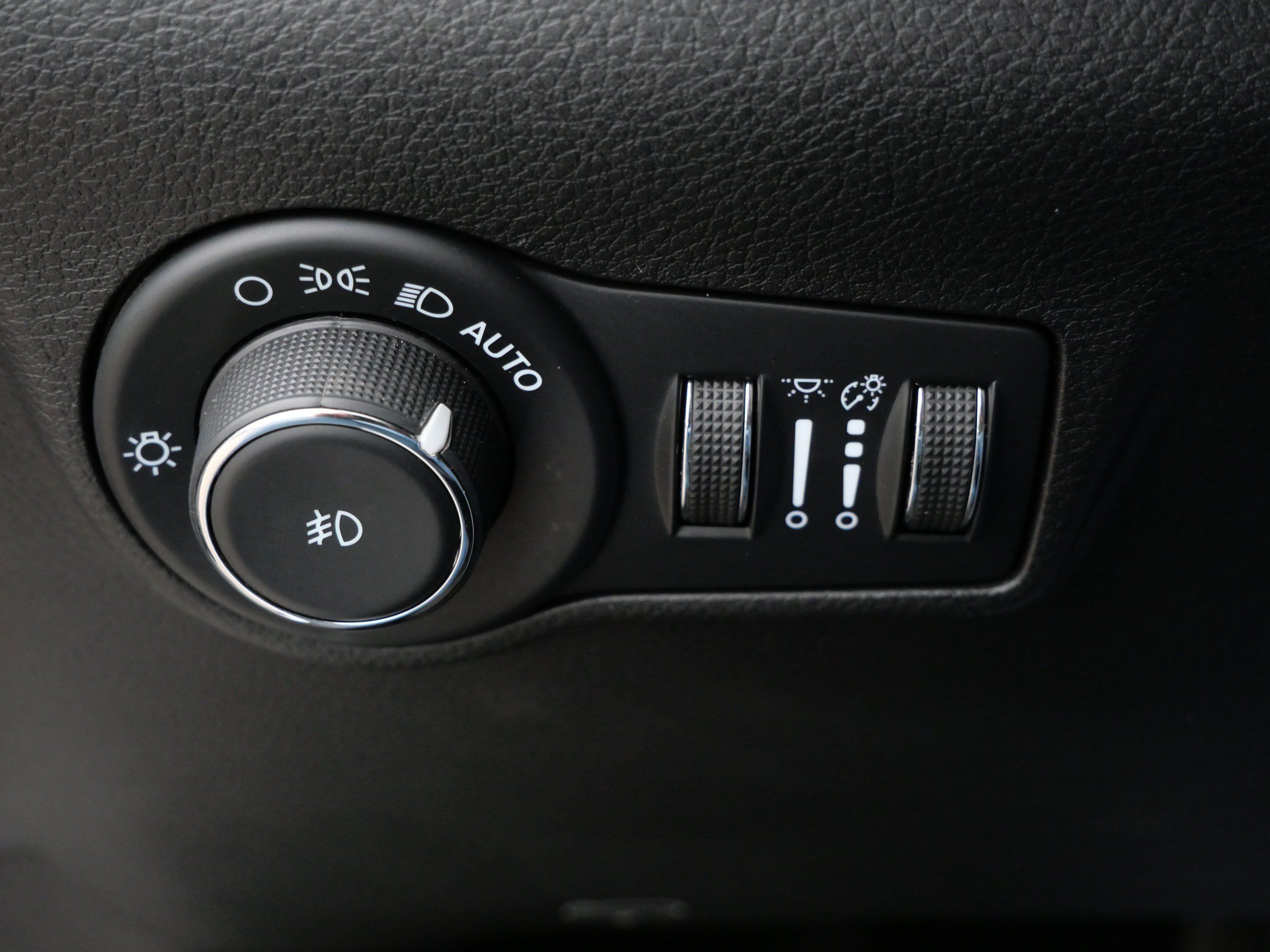 Used 2023 Jeep Compass Trailhawk AWD/4WD image 26