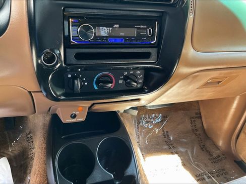 Used 1996 Ford Ranger XLT RWD image 16