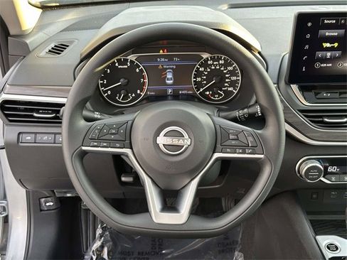 New 2025 Nissan Altima 2.5 SV w/ SV Special Edition Package image 19