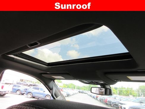 Used 2021 GMC Sierra 1500 AT4 w/ AT4 Premium Package AWD/4WD image 19