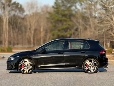 Used 2024 Volkswagen GTI SE w/ SE Leather Seats Package image 8