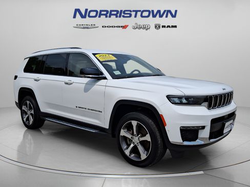 Certified 2023 Jeep Grand Cherokee L Limited w/ Luxury Tech Group II AWD/4WD image 1