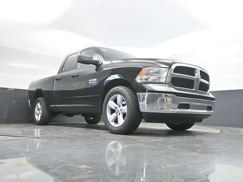 Used 2024 RAM 1500 Classic SLT AWD/4WD image 42