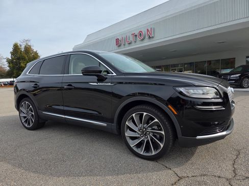 Used 2021 Lincoln Nautilus Reserve w/ Equipment Group 201A image 2