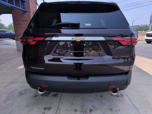 Used 2023 Chevrolet Traverse LT FWD image 7