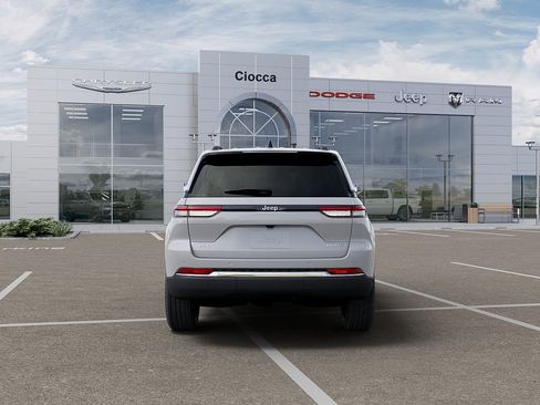 New 2025 Jeep Grand Cherokee Limited w/ Trailer Tow Package image 7