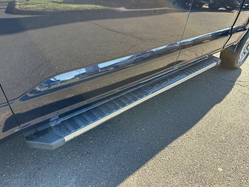 Used 2021 Ford F150 Lariat w/ Equipment Group 502A High AWD/4WD image 10