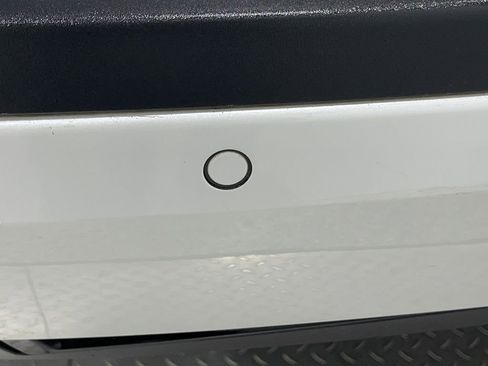 Used 2018 Cadillac Escalade Premium Luxury image 14