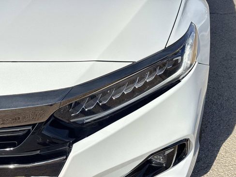 Used 2021 Honda Accord Sport image 11