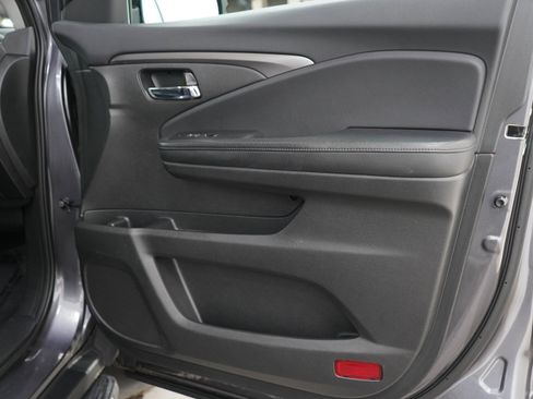 Used 2018 Honda Pilot EX-L image 9