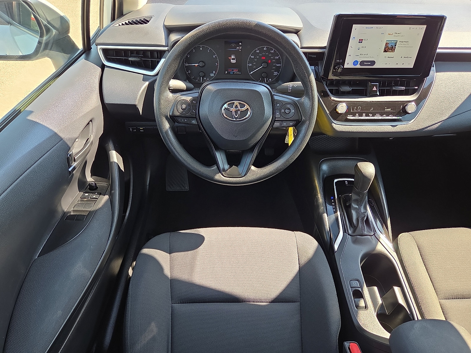 Used 2023 Toyota Corolla LE FWD image 11