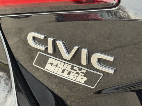 Used 2023 Honda Civic Sport image 27