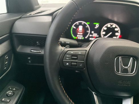 Used 2025 Honda CR-V Sport-L image 28