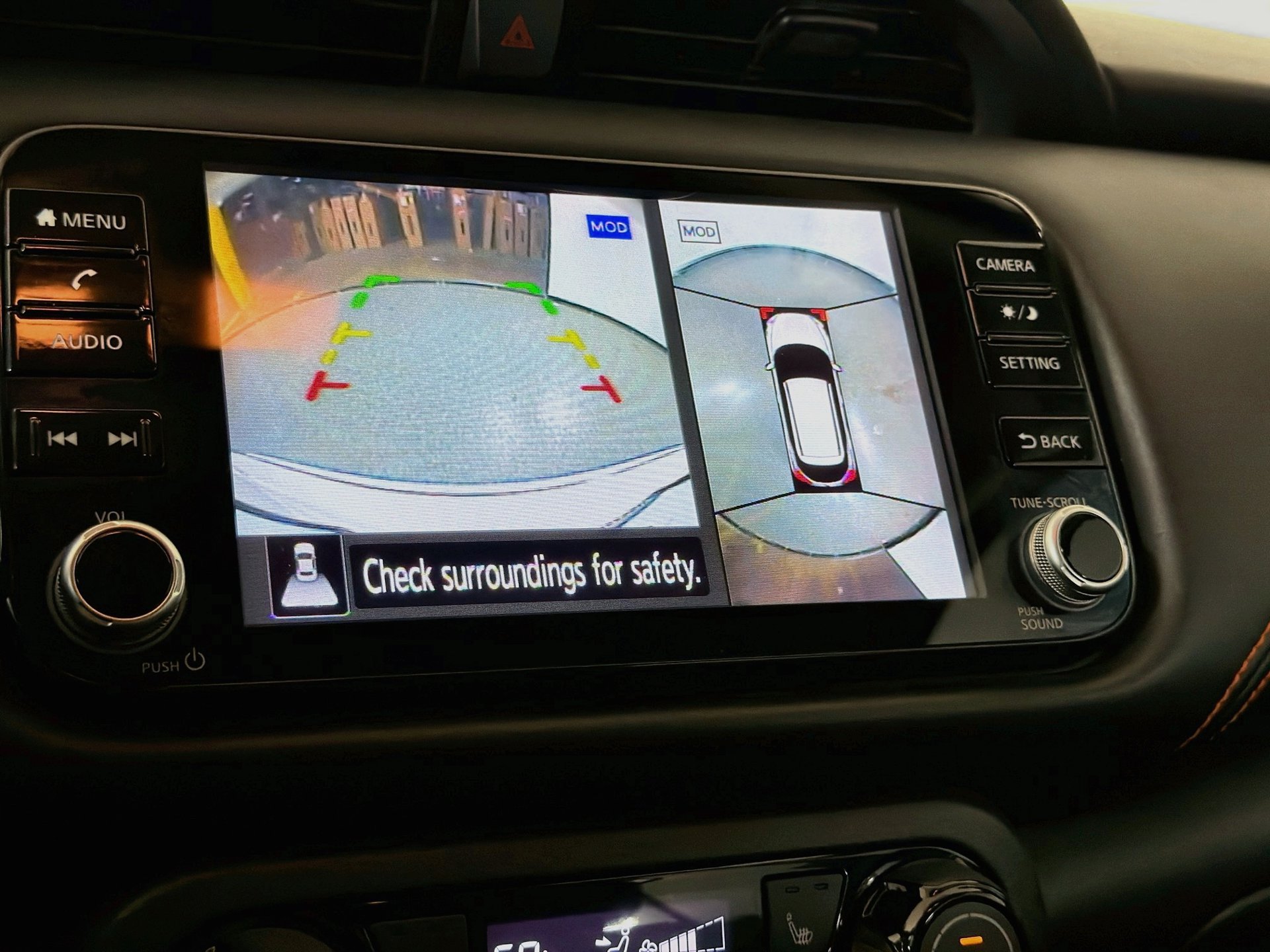 Used 2021 Nissan Kicks SR w/ SR Premium Package FWD image 14