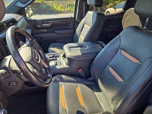 Used 2022 GMC Sierra 1500 AT4 AWD/4WD image 14
