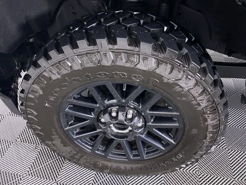 Used 2019 Ford F250 Lariat image 15