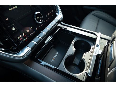 New 2026 GMC Yukon XL Denali image 26