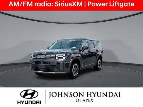 Used 2025 Hyundai Santa Fe SE AWD/4WD image 3