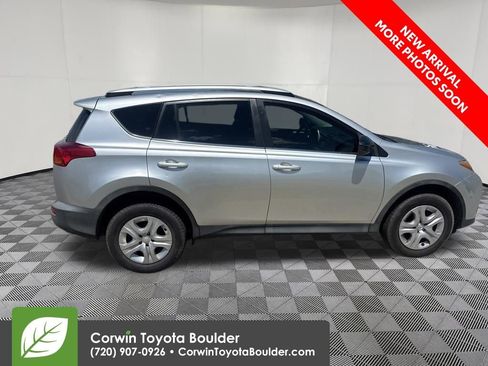 Used 2014 Toyota RAV4 LE AWD/4WD image 8