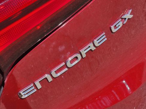 Used 2025 Buick Encore GX Preferred w/ Advanced Technology Package image 8