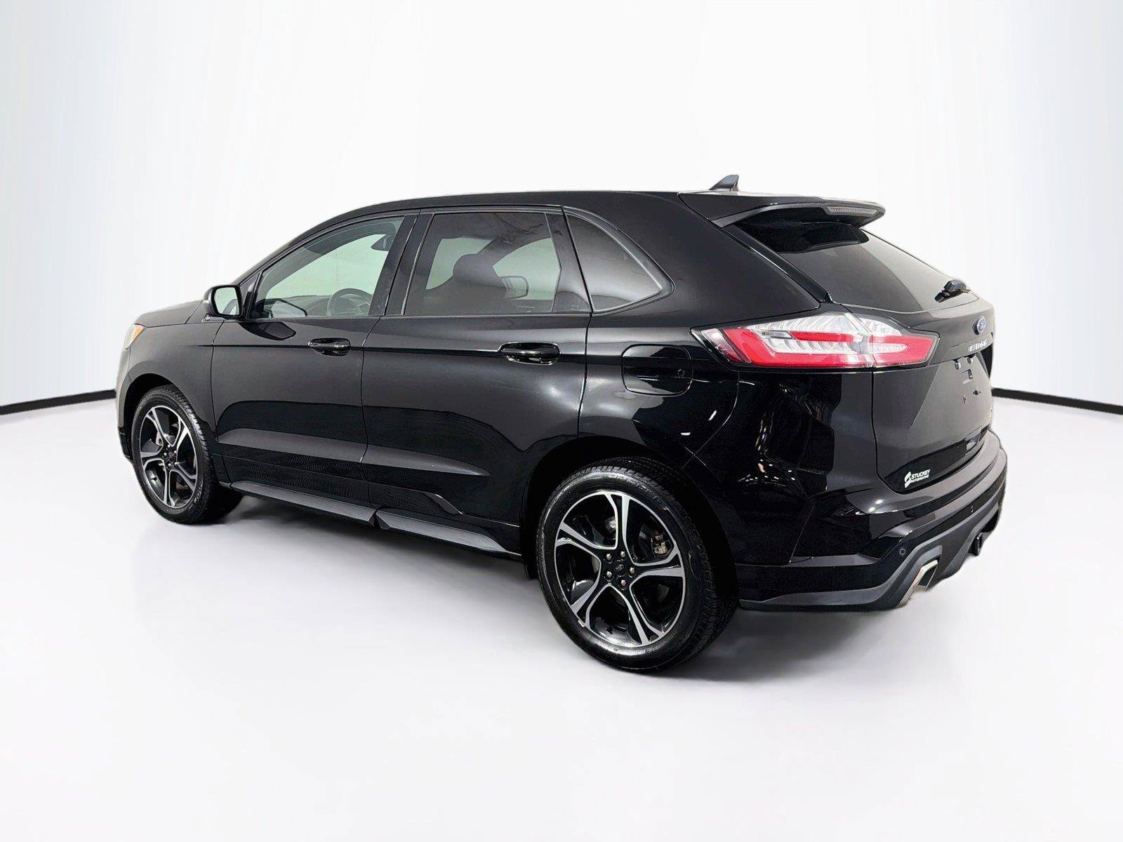 Used 2022 Ford Edge ST AWD/4WD image 9