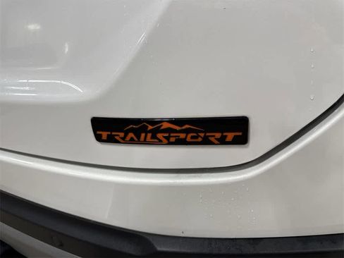 Used 2023 Honda Pilot TrailSport image 29