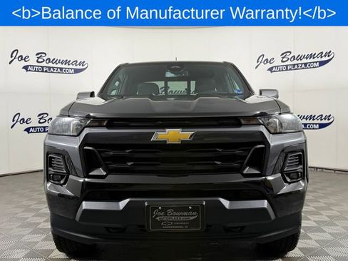 Used 2023 Chevrolet Colorado LT w/ LT Convenience Package II AWD/4WD image 3