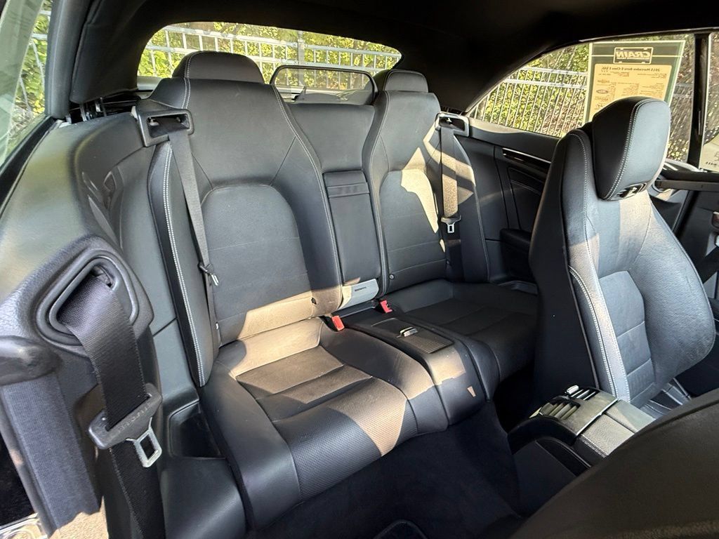 Used 2015 Mercedes-Benz E 550 Cabriolet image 38